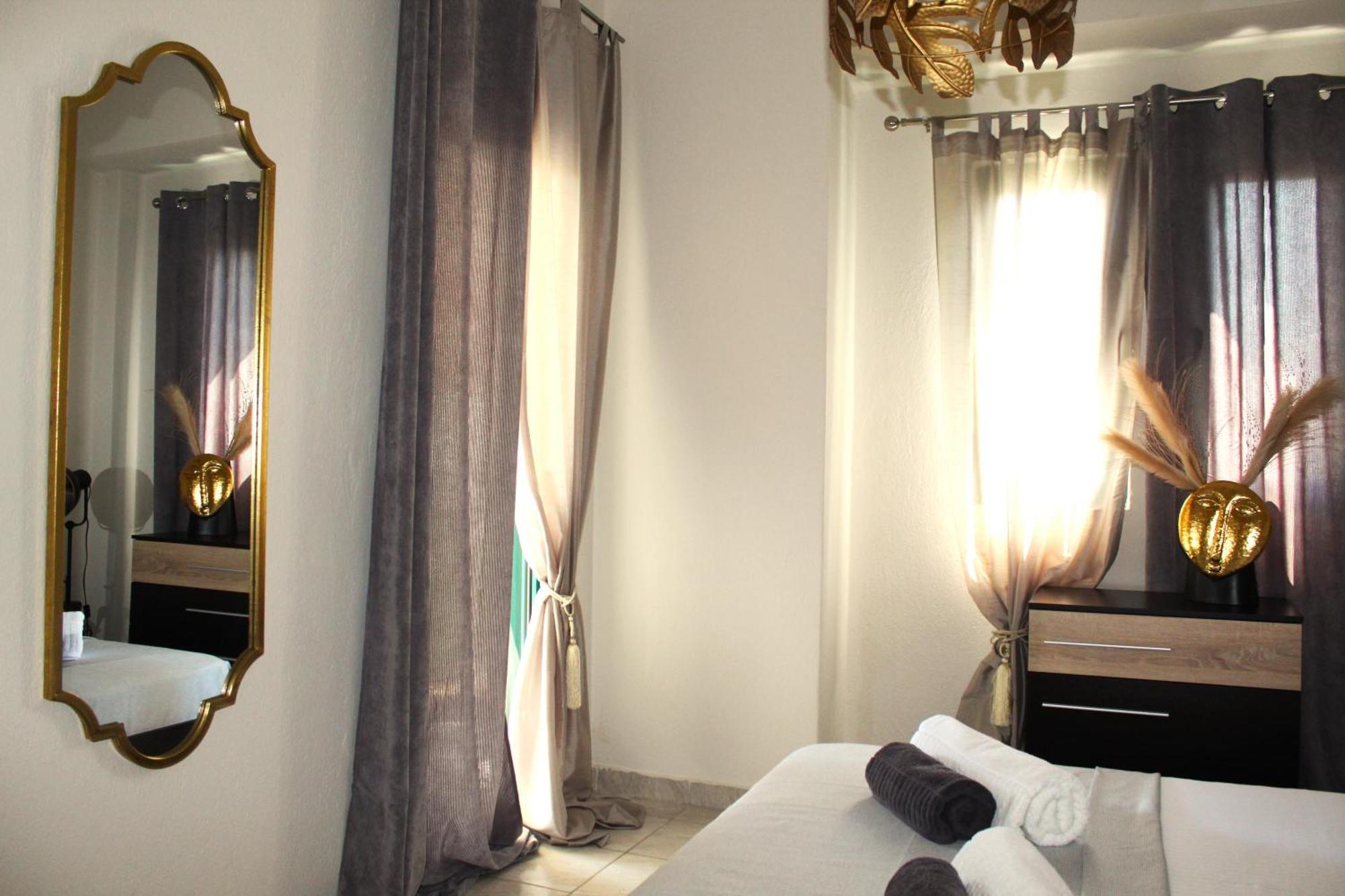 Azure Bliss Suites Nikiti  Exterior foto